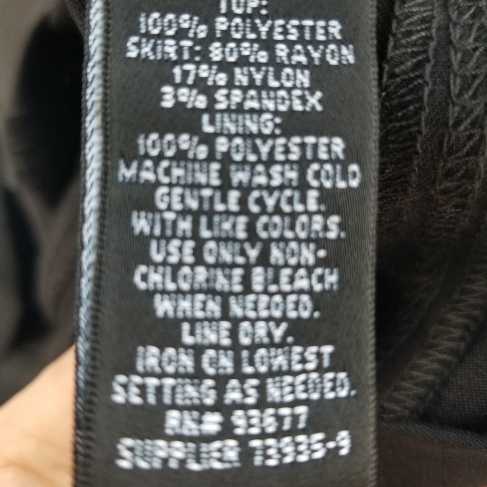 Dress - Picture 5 of 5